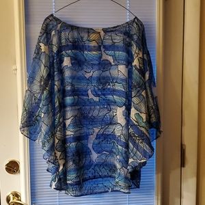 Women's plus size top